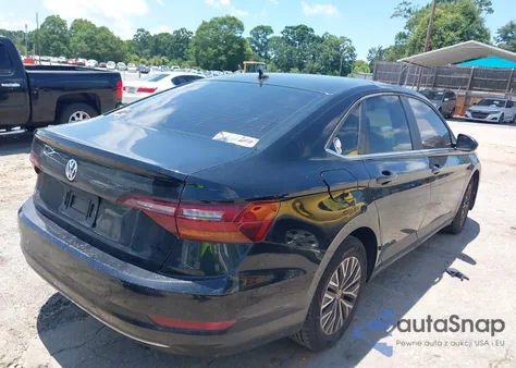 2019 Volkswagen Jetta 1.4T R-Line/1.4T S/1.4T Se z USA, uszkodzony, nr VIN 3VWC57BU1KM132947